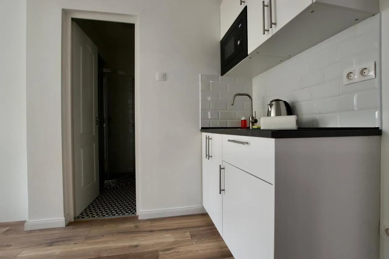 Standard Apartment By Hi5 - Dessewffy 37 Suites Budapest
