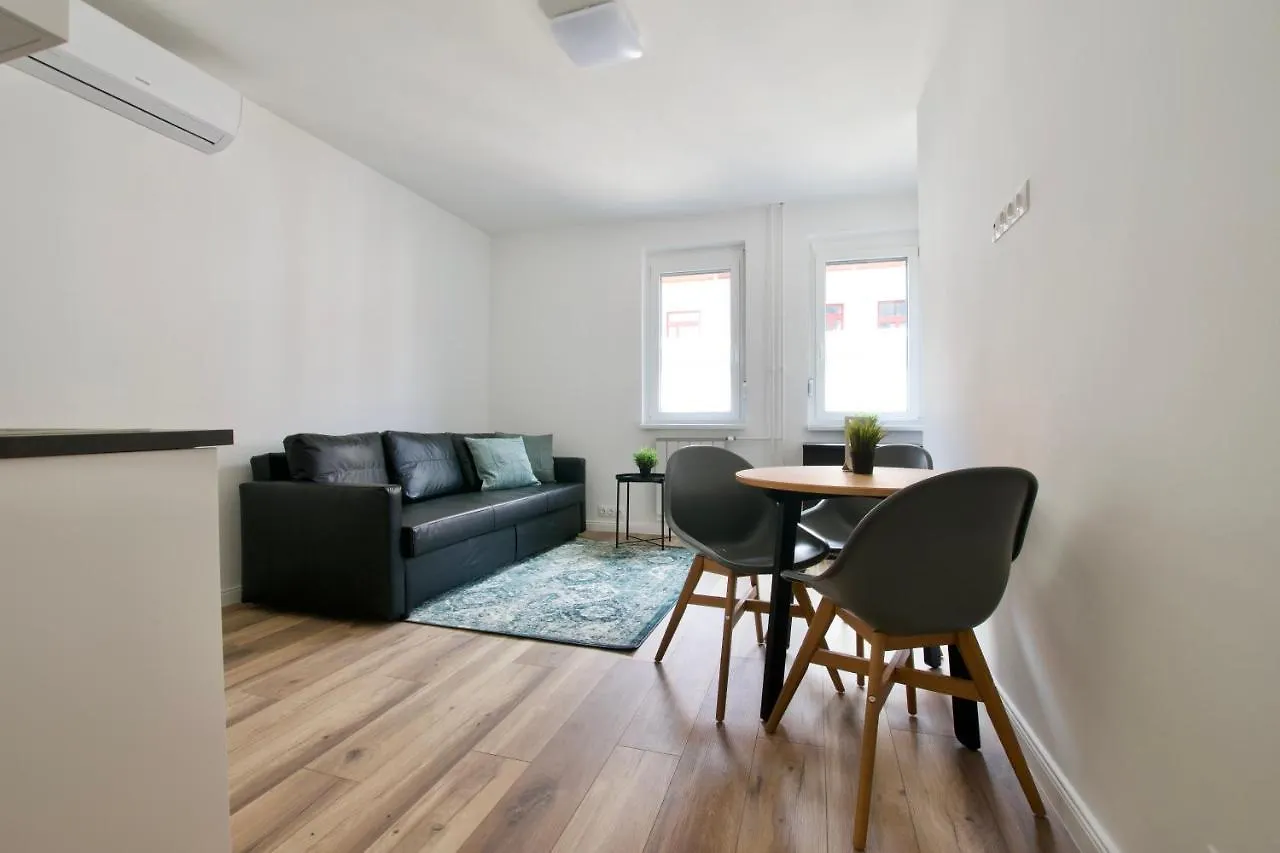 Standard Apartment By Hi5 - Dessewffy 37 Suites Budapest